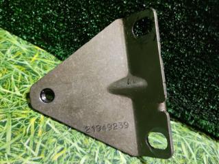 кронштейн (крепление) Renault T-Series 1 поколение 2014, дизель, АКПП, 21949239