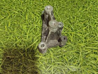 кронштейн (крепление) DAF XF 106 1 поколение 2018, дизель, АКПП, правый руль, 1885765