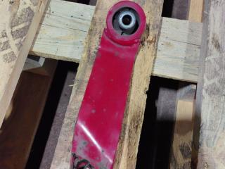 кронштейн глушителя DAF XF 106 1 поколение 2018, дизель, АКПП, правый руль, 1958625