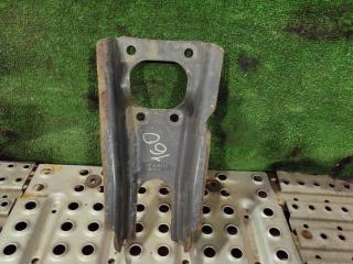 крепление амортизатора Renault T-Series 1 поколение 2014, дизель, АКПП, 21507833