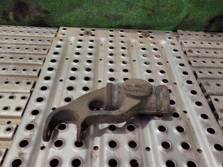 крепление амортизатора Renault T-Series 1 поколение 2014, дизель, АКПП, 22118968