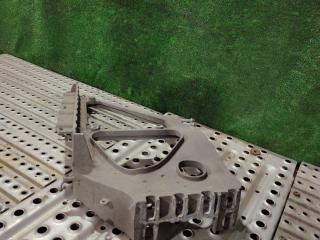 кронштейн (крепление) Renault T-Series 1 поколение 2014, дизель, АКПП, 21341500