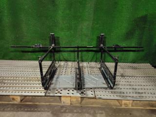 кронштейн (крепление) Scania 6-series 2017, 12.7 л., DC 13.148, дизель, АКПП, правый руль, 2267458