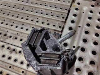 подушка крепления двигателя MAN TGX 1 поколение 2016, 12.4 л., D 2676 LF 52, дизель, АКПП, правый руль, 81962100571