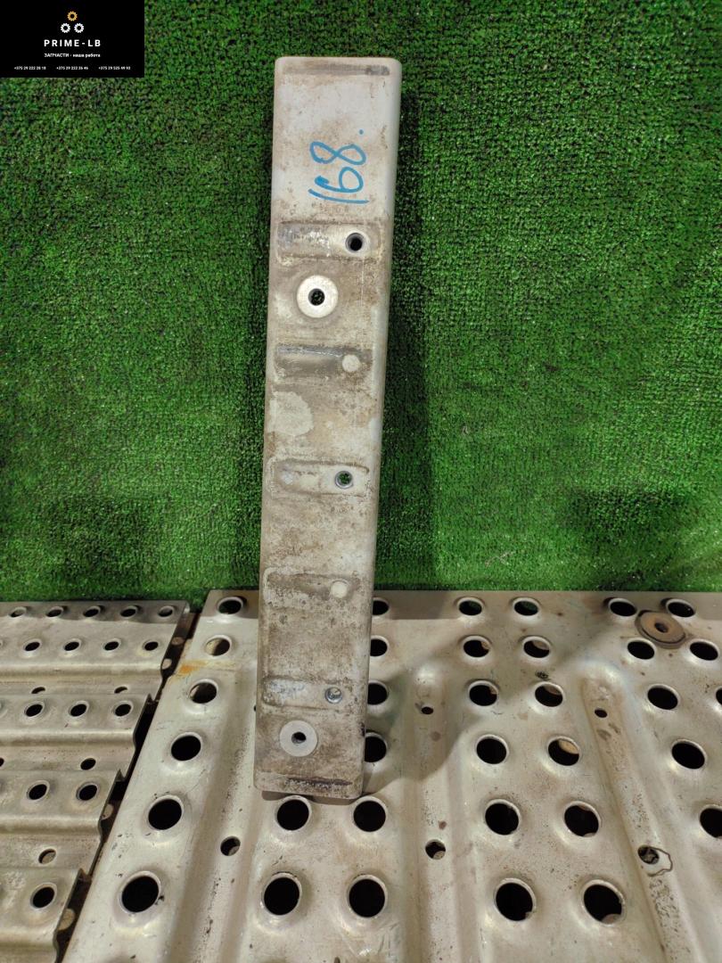 кронштейн (крепление) MAN TGX 1 поколение 2016, 12.4 л., D 2676 LF 52, дизель, АКПП, правый руль, 81429020467, 81429020303 - фото №1