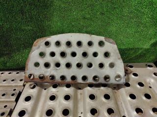 Подножка кабины MAN TGX 1 поколение 2016, 12.4 л., D 2676 LF 52, дизель, АКПП, правый руль, 81615110001