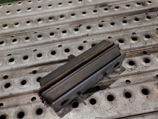 кронштейн радиатора Volvo FH 3 поколение 2013, 12.8 л., D13C500, дизель, АКПП, 21167414