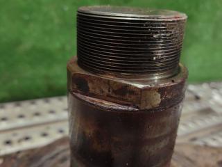 кулак поворотный правый DAF XF 105 1 поколение 2008, 12.9 л., MX 300, дизель, МКПП, белый, 1794846