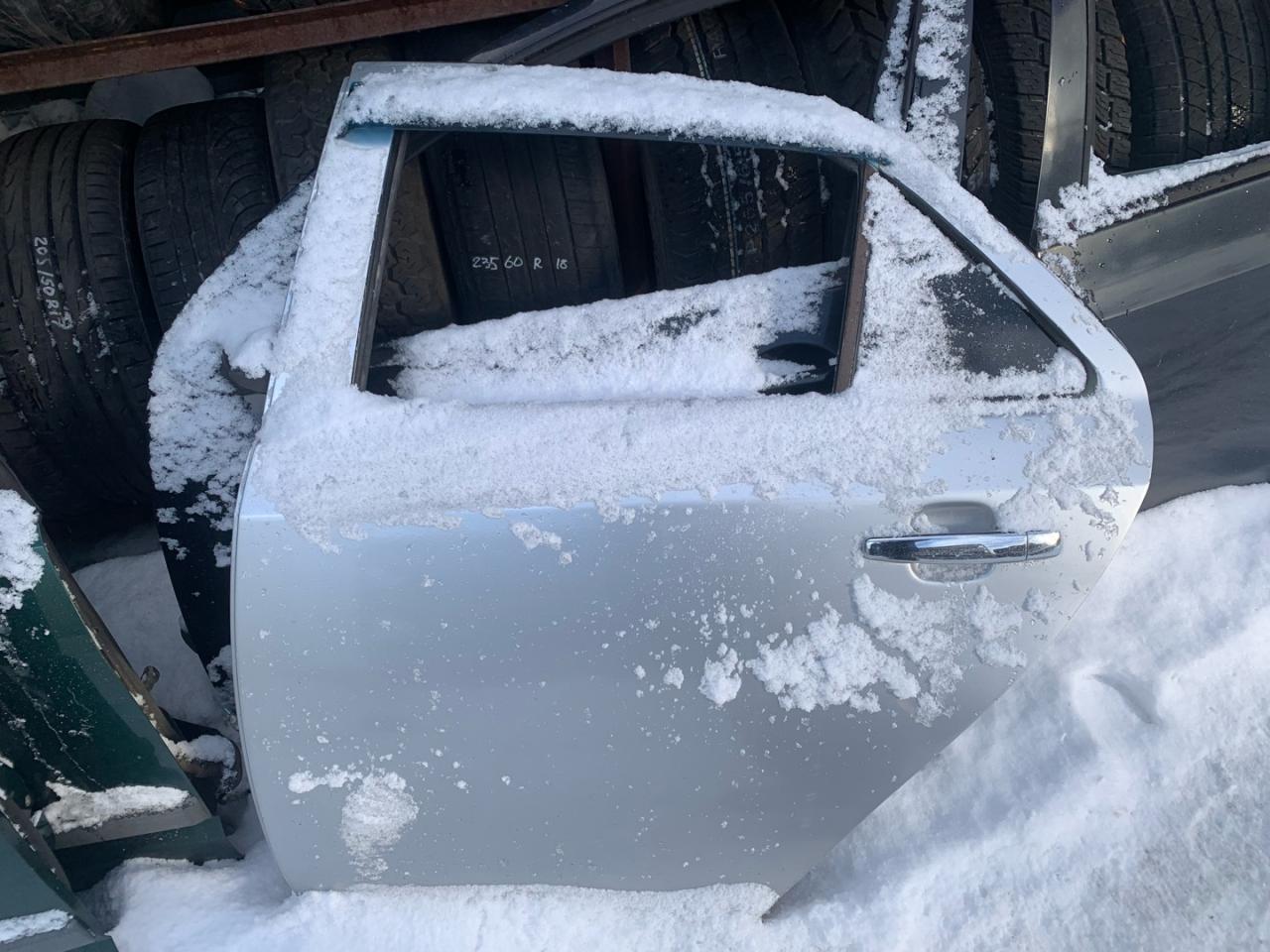 дверь задняя левая Geely MK 1 поколение 2008, седан, 67003-12A20 - фото №1