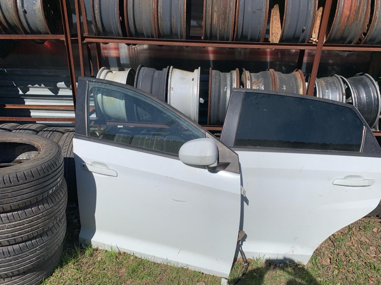 дверь передняя правая Chery Bonus (A13) 1 поколение 2011, хетчбэк 5 дв., 1Z5809030A - фото №1