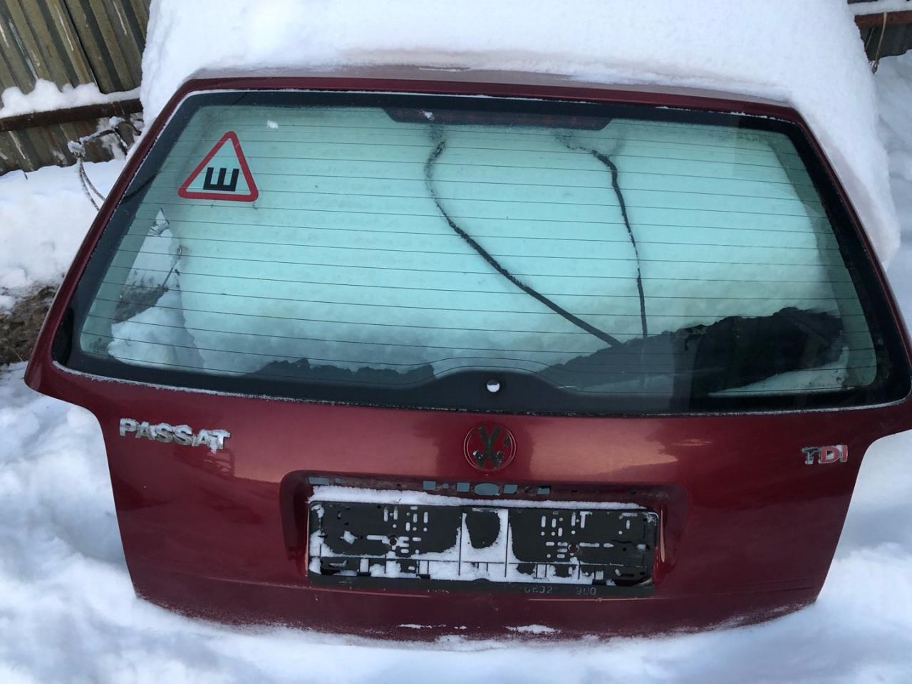 крышка багажника (дверь 3-5) Volkswagen Passat B5 1999, универсал, 3B9827025K - фото №1