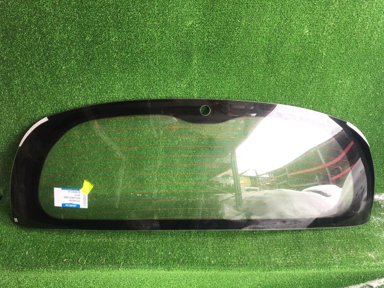 стекло заднее Hyundai Solaris 1 поколение 2014, хетчбэк 5 дв. - фото №1