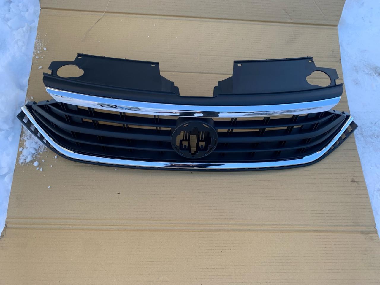 решетка радиатора Volkswagen Polo 6 поколение 2021, седан - фото №1