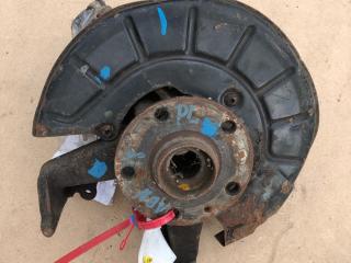 кулак поворотный левый Skoda Octavia 2 поколение (A5) 2005