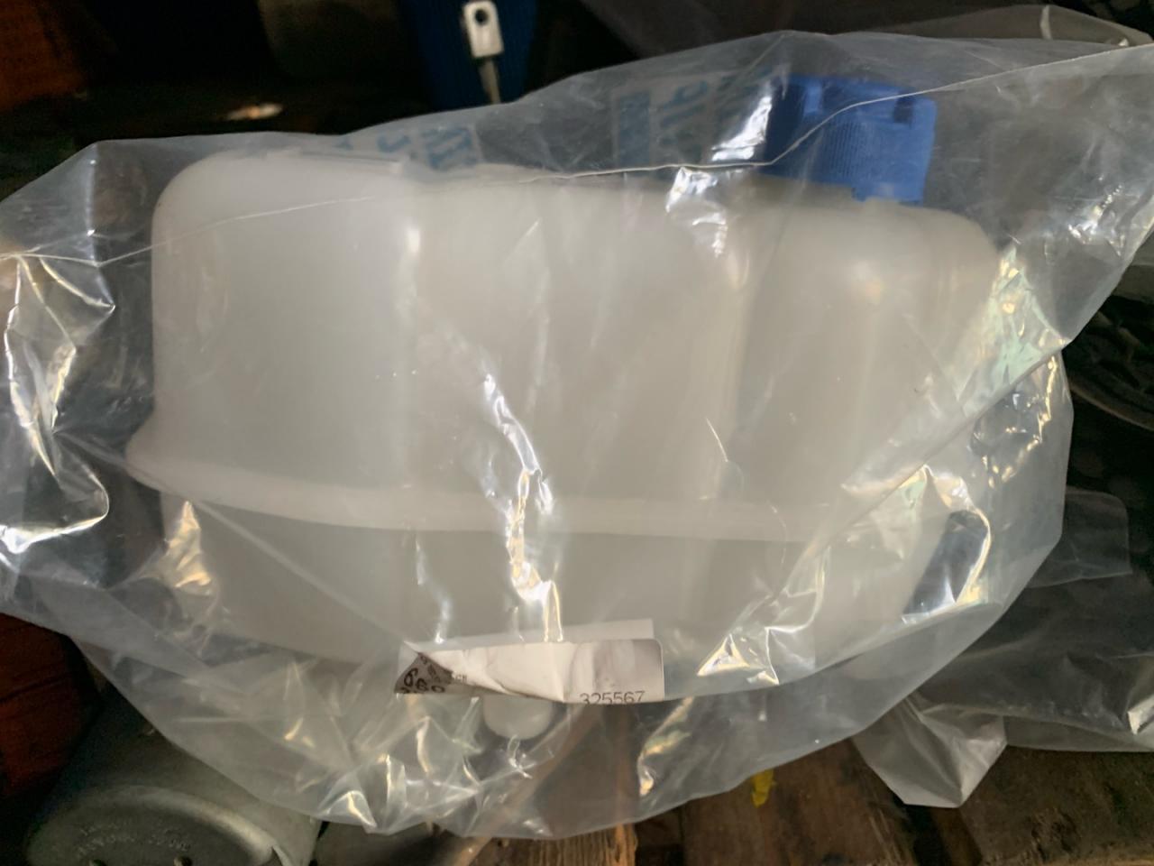 бачок расширительный Fiat Albea 1 поколение 2010 - фото №1