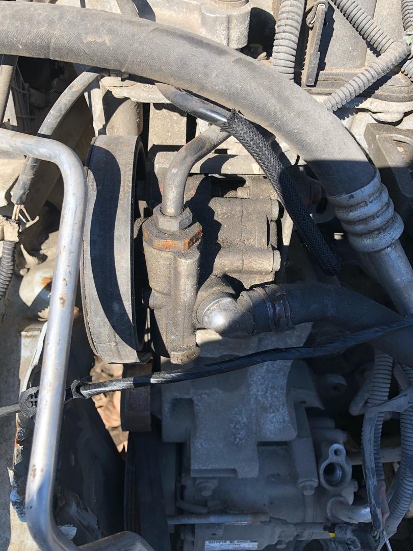 насос гидроусилителя руля Nissan Almera G15 2018, 1.6 л., бензин, МКПП, седан, передний привод, 49110-00Q4B - фото №1