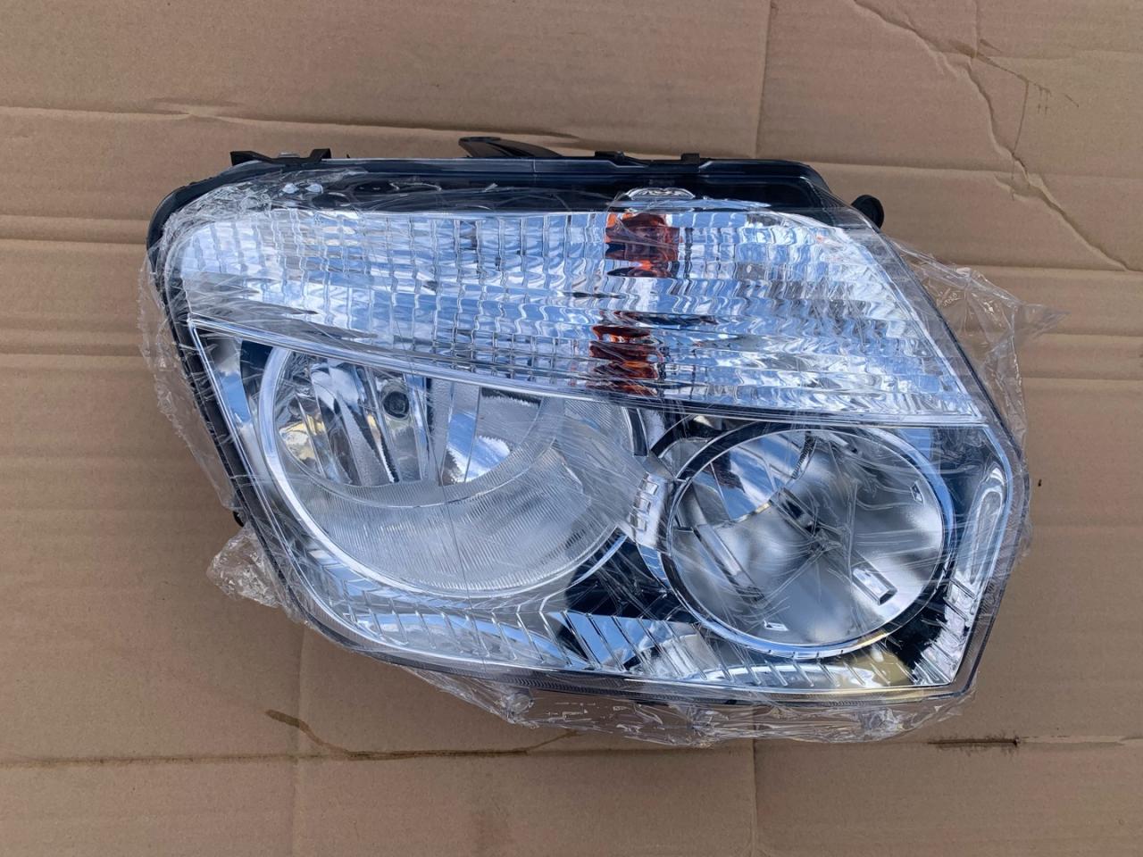 фара левая Renault Duster 1 поколение 2012, 260101891R, 260101891R - фото №1