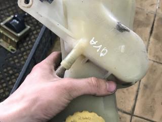 бачок расширительный Opel Vectra A (1988 - 1995), 1.6 л., бензин