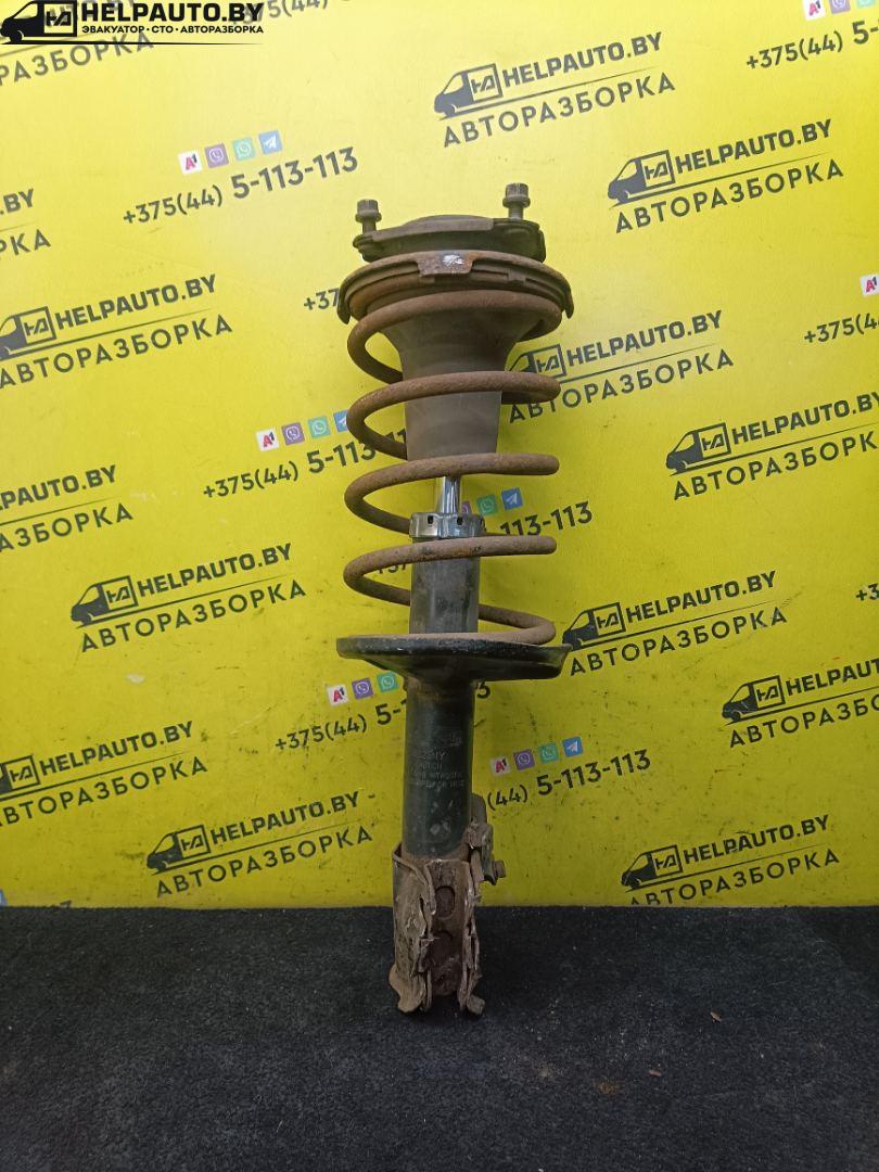 стойка передняя правая Toyota Carina E 1 поколение T190 1996, 2.0 л., дизель, 5МКПП, универсал - фото №1