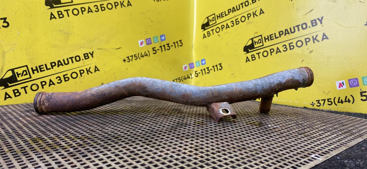 трубка охлаждающей жидкости Mitsubishi Space Wagon 2 поколение (Typ N30/N40) 1998, 2.0 л., i, бензин, МКПП, минивэн, передний привод - фото №1