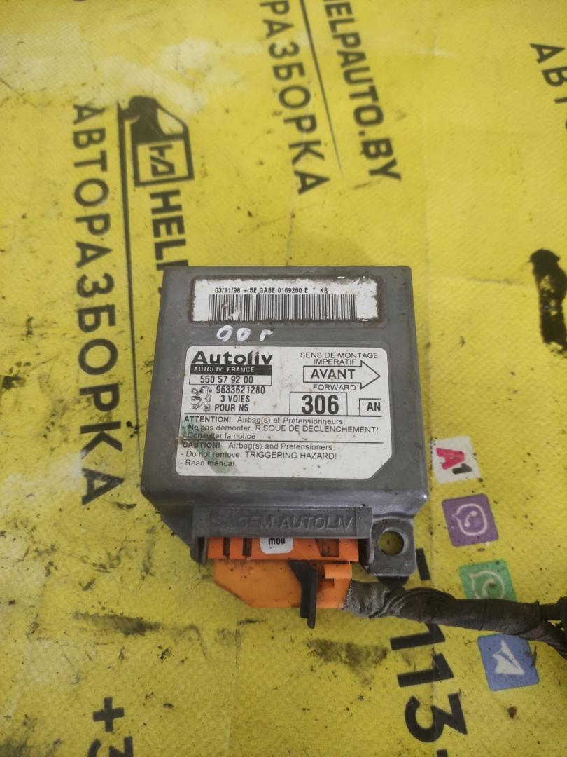 блок AirBag Peugeot 306 1 поколение 1996, 1.9 л., D, дизель, МКПП, хетчбэк 5 дв., передний привод, XUD9 - фото №1