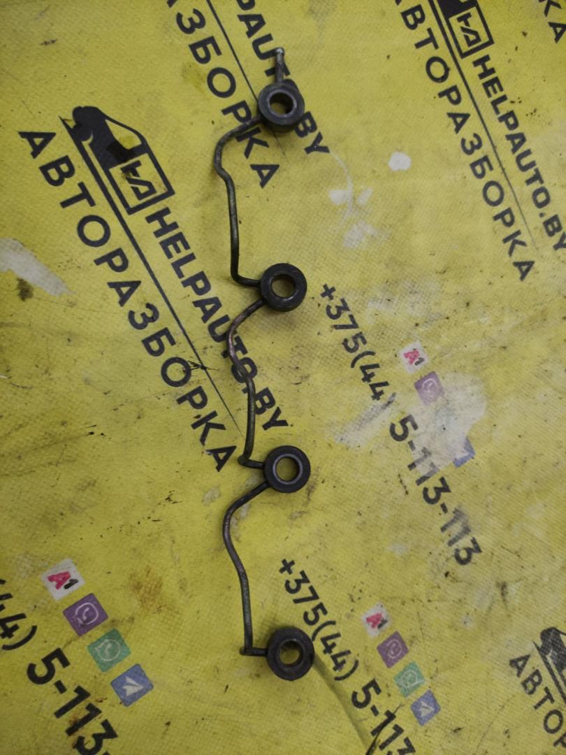 трубка обратки форсунок Toyota Carina E 1 поколение T190 1998, 2.0 л., 2C, дизель, 5МКПП, универсал, передний привод, 2C - фото №1