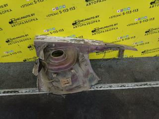 четверть передняя левая Volkswagen Passat B3 1991, 1.8 л., бензин, МКПП, седан, передний привод