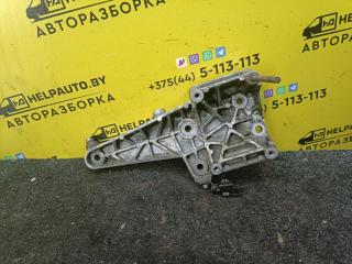 кронштейн двигателя Renault Safrane 1 поколение (1992 - 1996), 2.2 л., бензин, МКПП, синий, хетчбэк 5 дв., J7T, T762