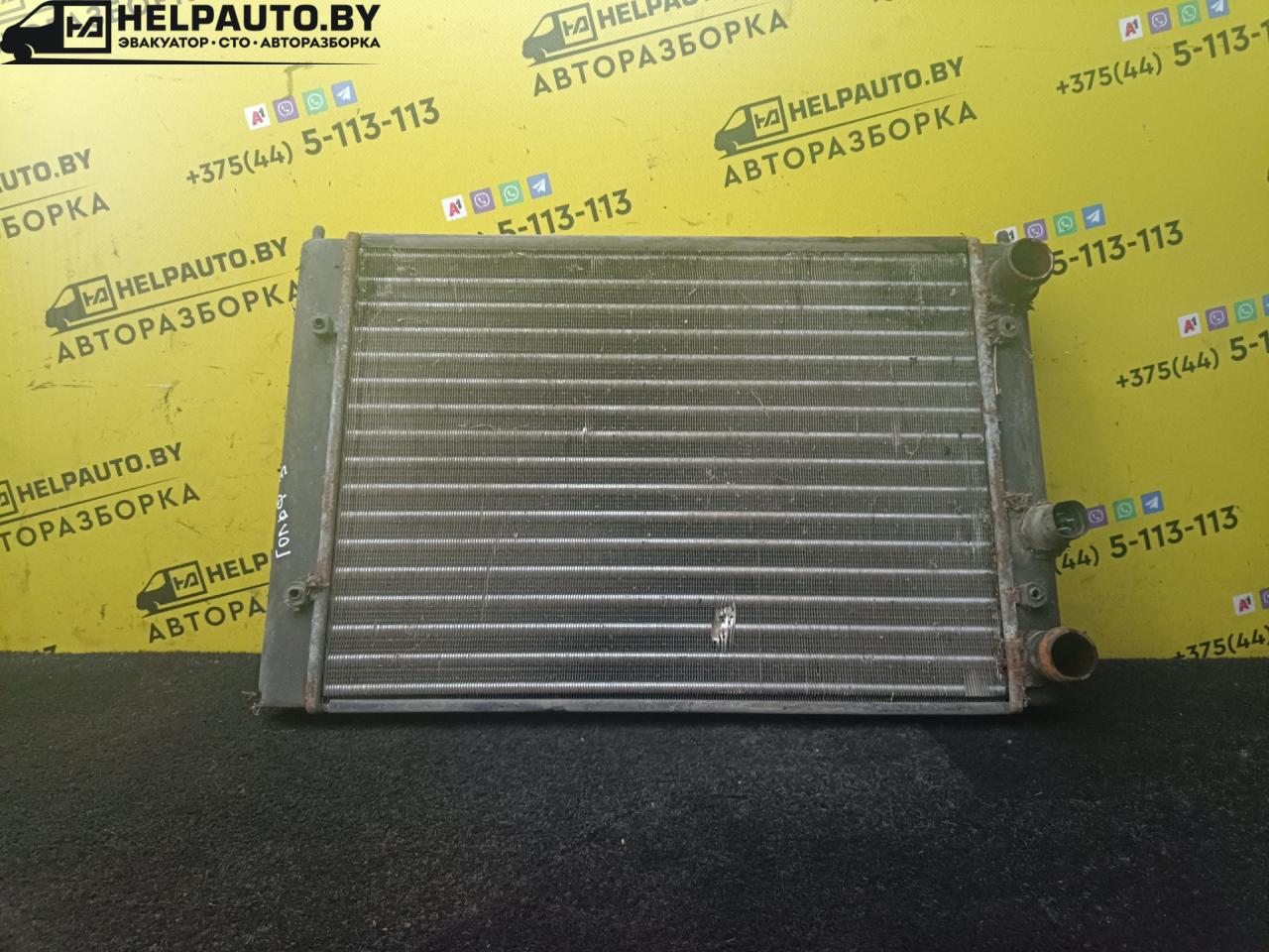 радиатор (основной) Volkswagen Golf 3 поколение 1994, 1.4 л., бензин, МКПП, купе, передний привод, ABD - фото №1