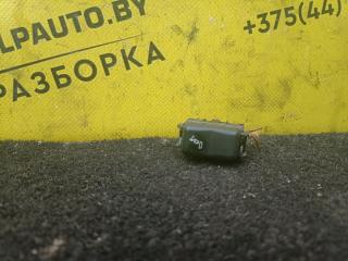 кнопка (выключатель) Mercedes-Benz E-Класс 1 поколение 1987, 2.0 л., D, дизель, МКПП, седан, задний привод
