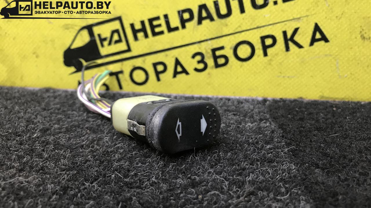 кнопка стеклоподъемника переднего правого Ford Focus 1 поколение 2000, МКПП, седан, передний привод, 98A6, 14529SV, 03163701 - фото №1
