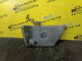 панель заднего правого фонаря Mercedes-Benz E-Класс 1 поколение 1989, 2.0 л., i, бензин, МКПП, седан, задний привод
