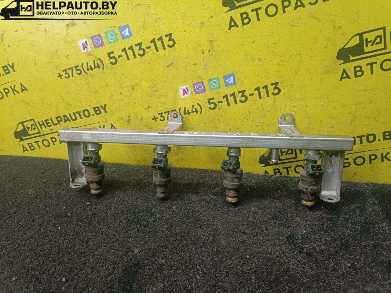 топливная рампа Opel Vectra A 1991, 1.8 л., i, бензин, МКПП, седан, передний привод - фото №1