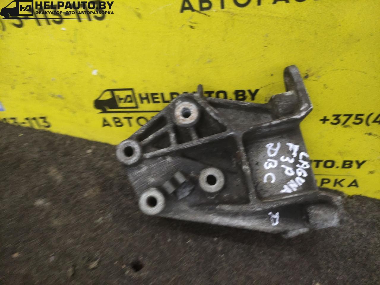 кронштейн двигателя Renault Laguna 1 поколение 1997, 1.8 л., F3P 670, бензин, МКПП, хетчбэк 5 дв., передний привод, F3P - фото №1