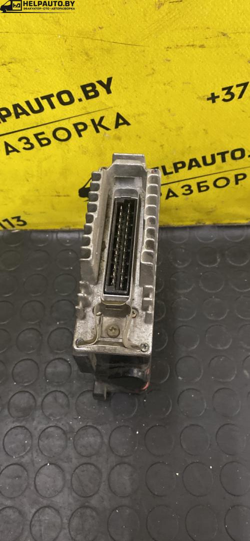 блок управления двигателем Mercedes-Benz E-Класс 1 поколение 1987, 2.3 л., бензин, 0280800204, 0055455532 - фото №1