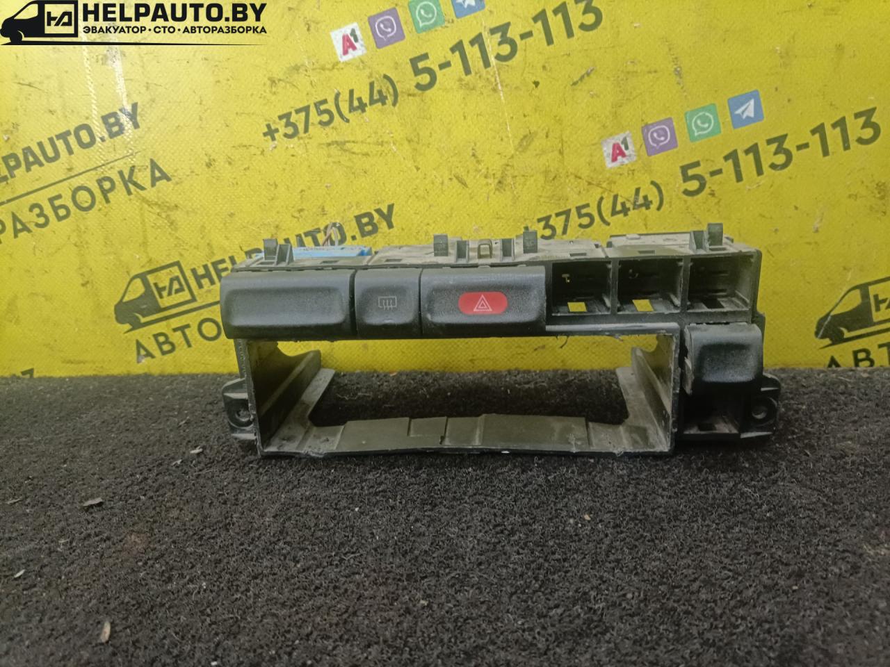 рамка под магнитолу Opel Vectra B 1998, 1.8 л., i, бензин, МКПП, универсал, передний привод - фото №1