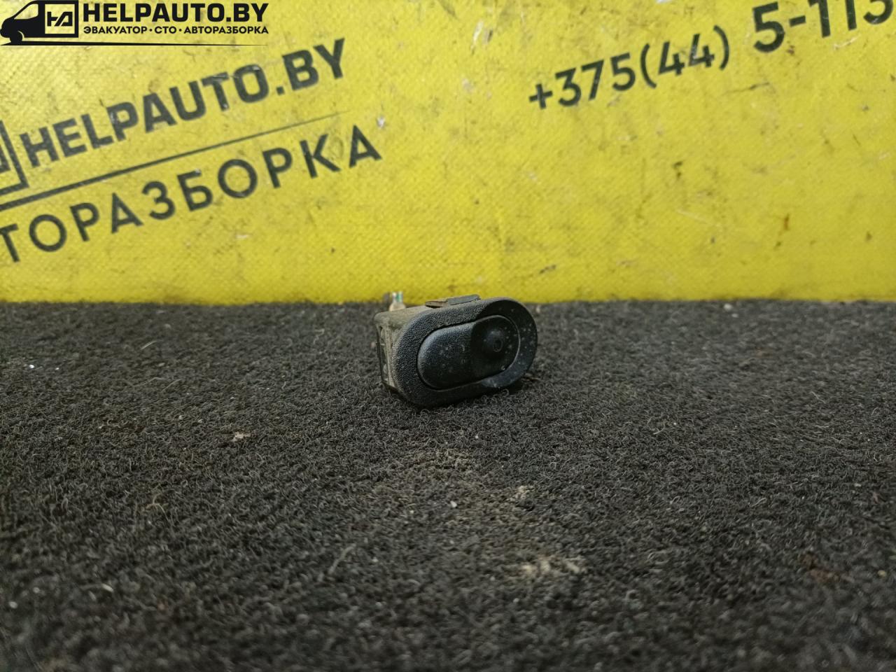 кнопка стеклоподъемника переднего левого Opel Omega B 1998, 2.0 л., TDi, дизель, МКПП, седан, задний привод, X20DTH - фото №1