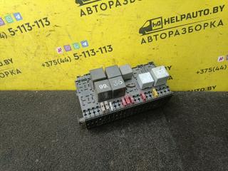 блок предохранителей Volkswagen Golf 3 поколение 1994, 1.9 л., TDi, дизель