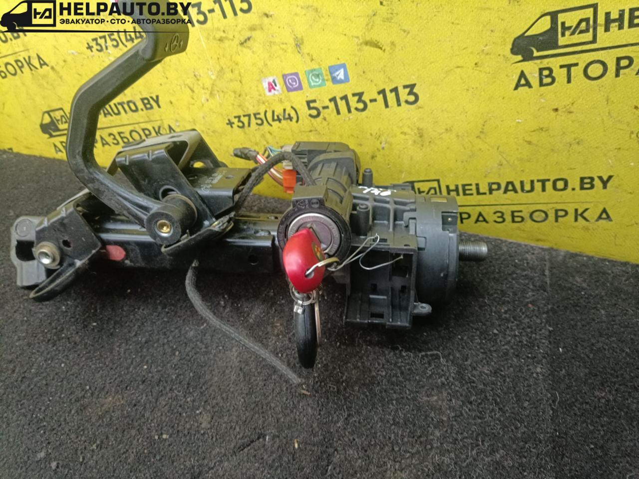 замок зажигания Alfa Romeo 146 1 поколение 1996, 1.4 л., i, бензин, МКПП, хетчбэк 5 дв., передний привод - фото №1