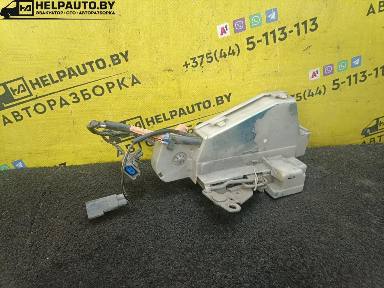 замок двери задней левой Ford Mondeo 2 поколение 1999, 1.8 л., TD, дизель, МКПП, универсал, передний привод - фото №1