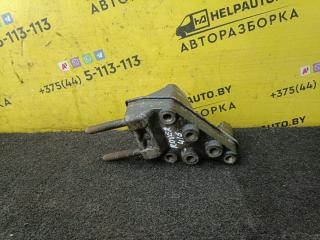 кронштейн двигателя Rover 400 Series 2 поколение 1995, 1.6 л., бензин, МКПП, серебристый, хетчбэк 5 дв.