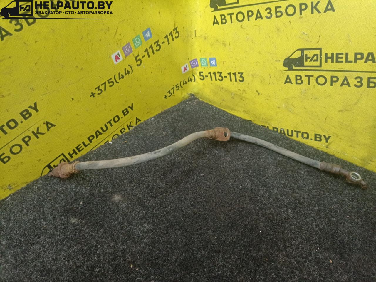 шланг тормозной Toyota Carina E 1 поколение 1997, 2.0 л., дизель, МКПП, зеленый, седан - фото №1