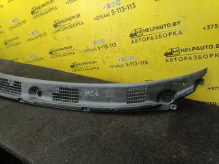 дождевик Mitsubishi Carisma 1 поколение 1997, 1.9 л., F8QT, дизель, МКПП, зеленый, хетчбэк 5 дв.