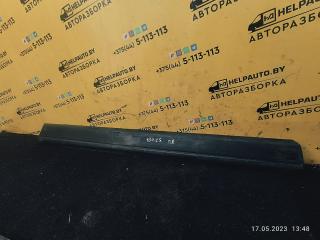 молдинг двери передней правой Audi 100 С3 [рестайлинг] 1990, 1.8 л., бензин, МКПП, серый, седан