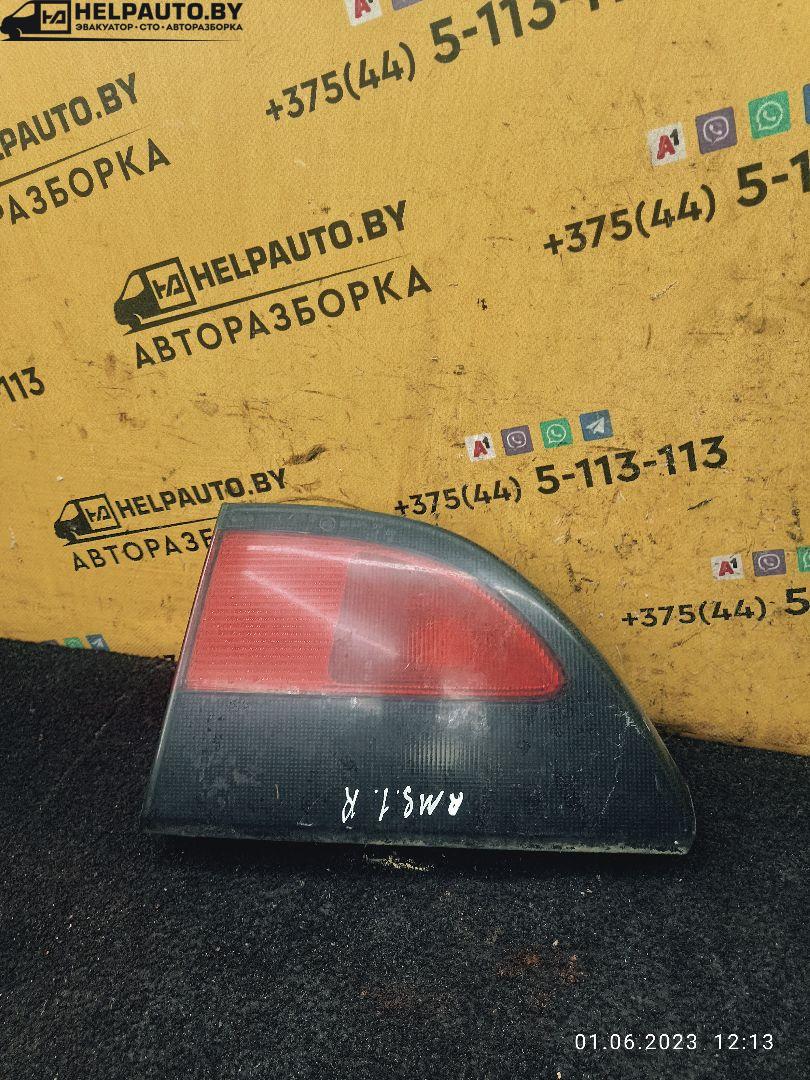 фонарь задний правый Renault Megane 1 поколение 1998, 1.9 л., F8Q 620, дизель, МКПП, бордовый, седан, передний привод - фото №1