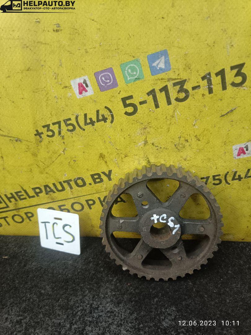 звездочка ТНВД Toyota Carina E 1 поколение 1997, 2.0 л., дизель, МКПП, зеленый, седан - фото №1