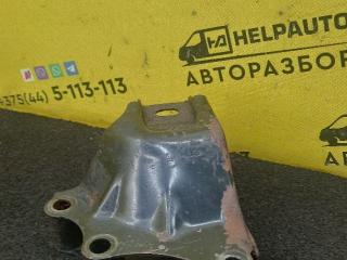 кронштейн КПП Mazda 323 6 поколение 1998, 2.0 л., дизель, МКПП, синий, хетчбэк 3 дв.