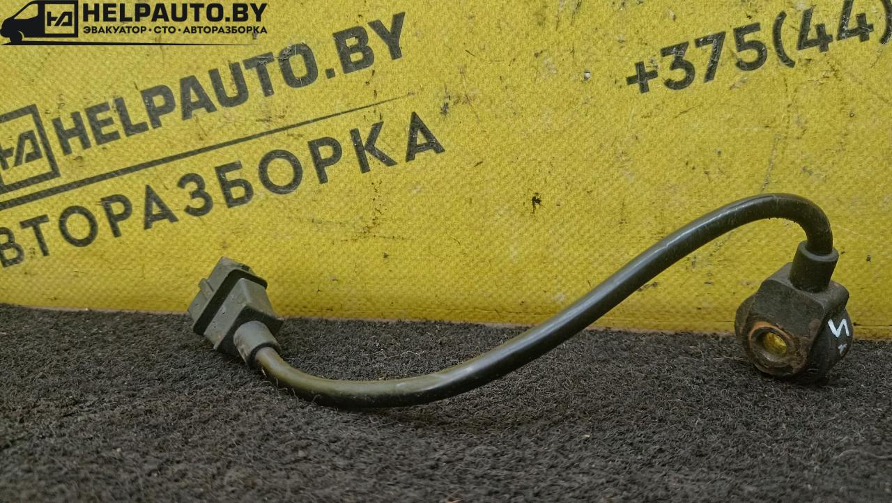 датчик детонации Kia Sportage 1 поколение 2001, 2.0 л., FE (16V), бензин, 5МКПП, зеленый, внедорожник 5 дв. - фото №1