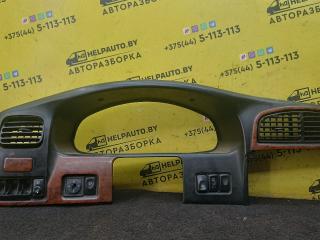 рамка панели приборов Kia Sportage 1 поколение 2001, 2.0 л., FE (16V), бензин, 5МКПП, зеленый, внедорожник 5 дв.