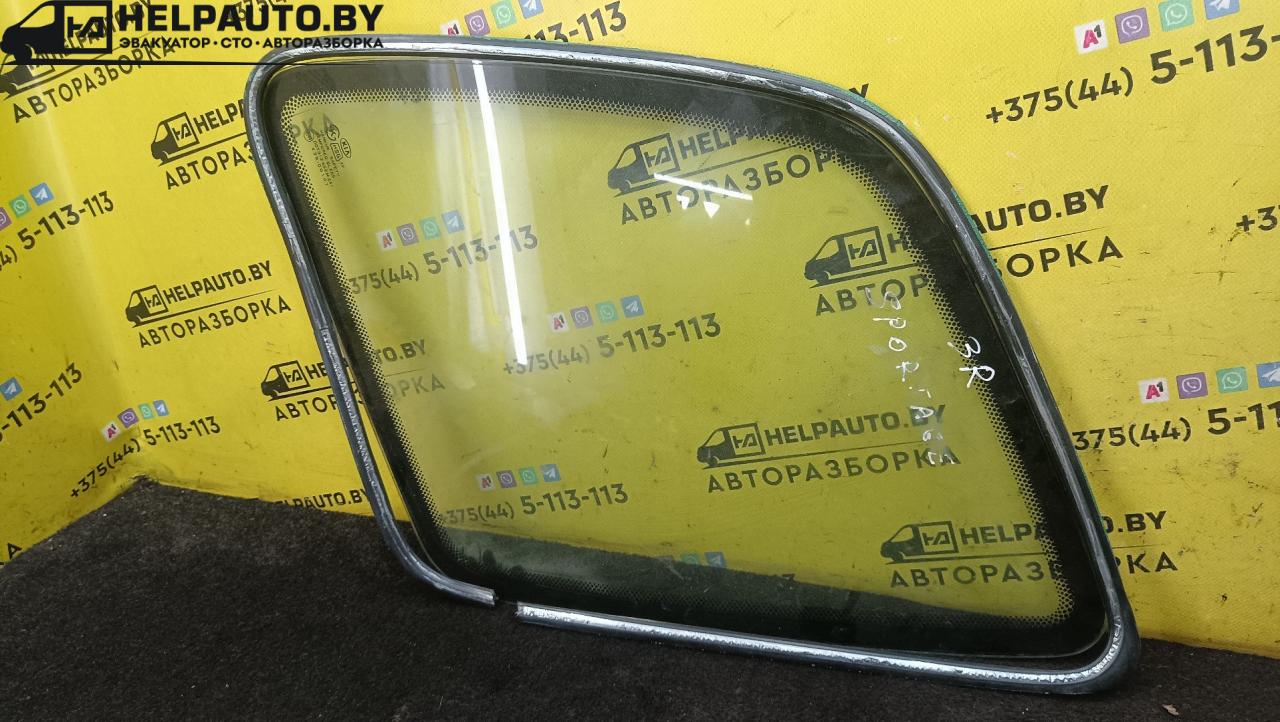 стекло кузовное боковое правое Kia Sportage 1 поколение 2001, 2.0 л., FE (16V), бензин, 5МКПП, зеленый, внедорожник 5 дв. - фото №1